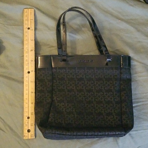 Small Bebe 8" × 12" - Picture 3 of 4